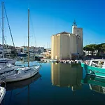 Le Suffren Golfe De Saint Tropez 아파트호텔 4*