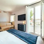 Le Suffren Golfe De Saint Tropez 4* 그리모