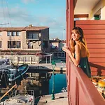 아파트호텔 Le Suffren Golfe De Saint Tropez 그리모