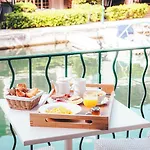 Le Suffren Golfe De Saint Tropez 아파트호텔 그리모