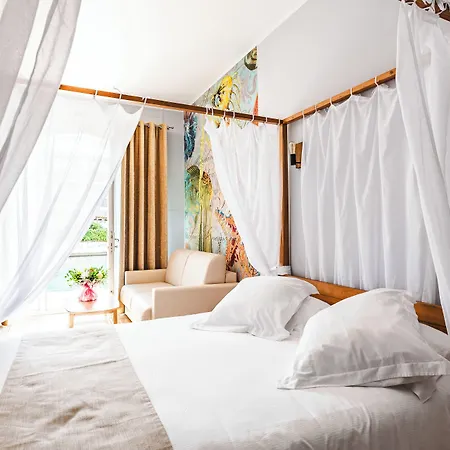 شقة فندقية Le Suffren Golfe De Saint Tropez 4*