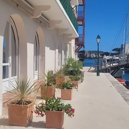 Lejlighedshotel Le Suffren Golfe De Saint Tropez 4*