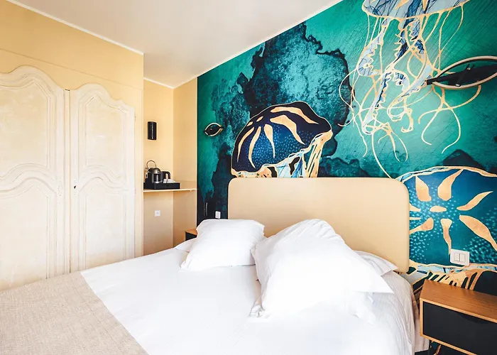 Hotel Le Suffren Golfe De Saint Tropez Apartmanhotel
