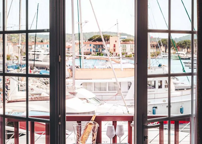 Hotel Le Suffren Golfe De Saint Tropez 4*