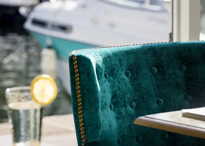 Apartmanhotel Hotel Le Suffren Golfe De Saint Tropez