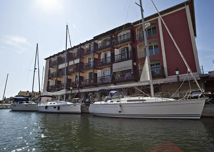 Apartmanhotel Hotel Le Suffren Golfe De Saint Tropez 4*
