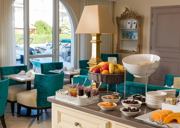 Hotel Le Suffren Golfe De Saint Tropez Grimaud