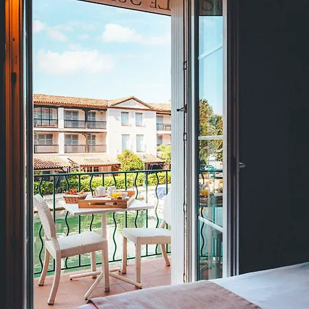 Apartahotel Le Suffren Golfe De Saint Tropez Grimaud
