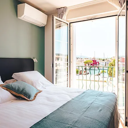 Aparthotel Le Suffren Grimaud