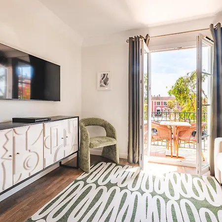 Le Suffren Aparthotel Grimaud
