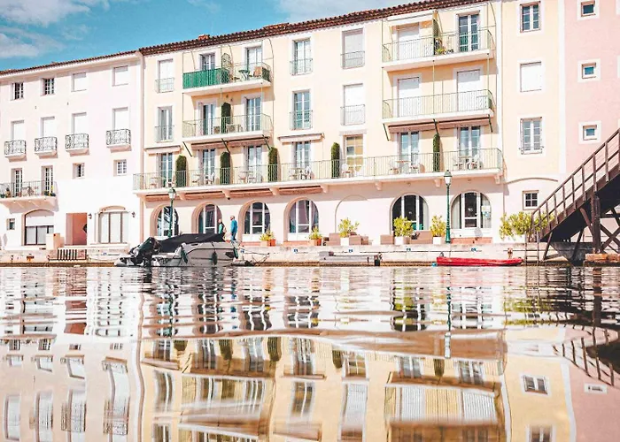Hotel Le Suffren Golfe De Saint Tropez شقة فندقية