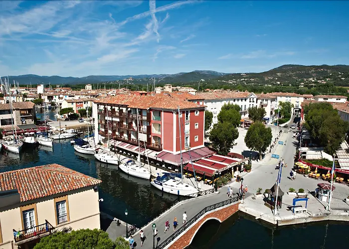 شقة فندقية Hotel Le Suffren Golfe De Saint Tropez غريمو
