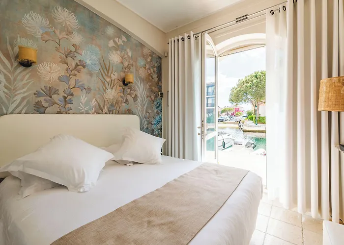Hotel Le Suffren Golfe De Saint Tropez غريمو
